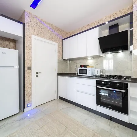 Missafir Charming Flat With Stylish Interior Close To Beach In Muratpasa, Antalya Apartment *